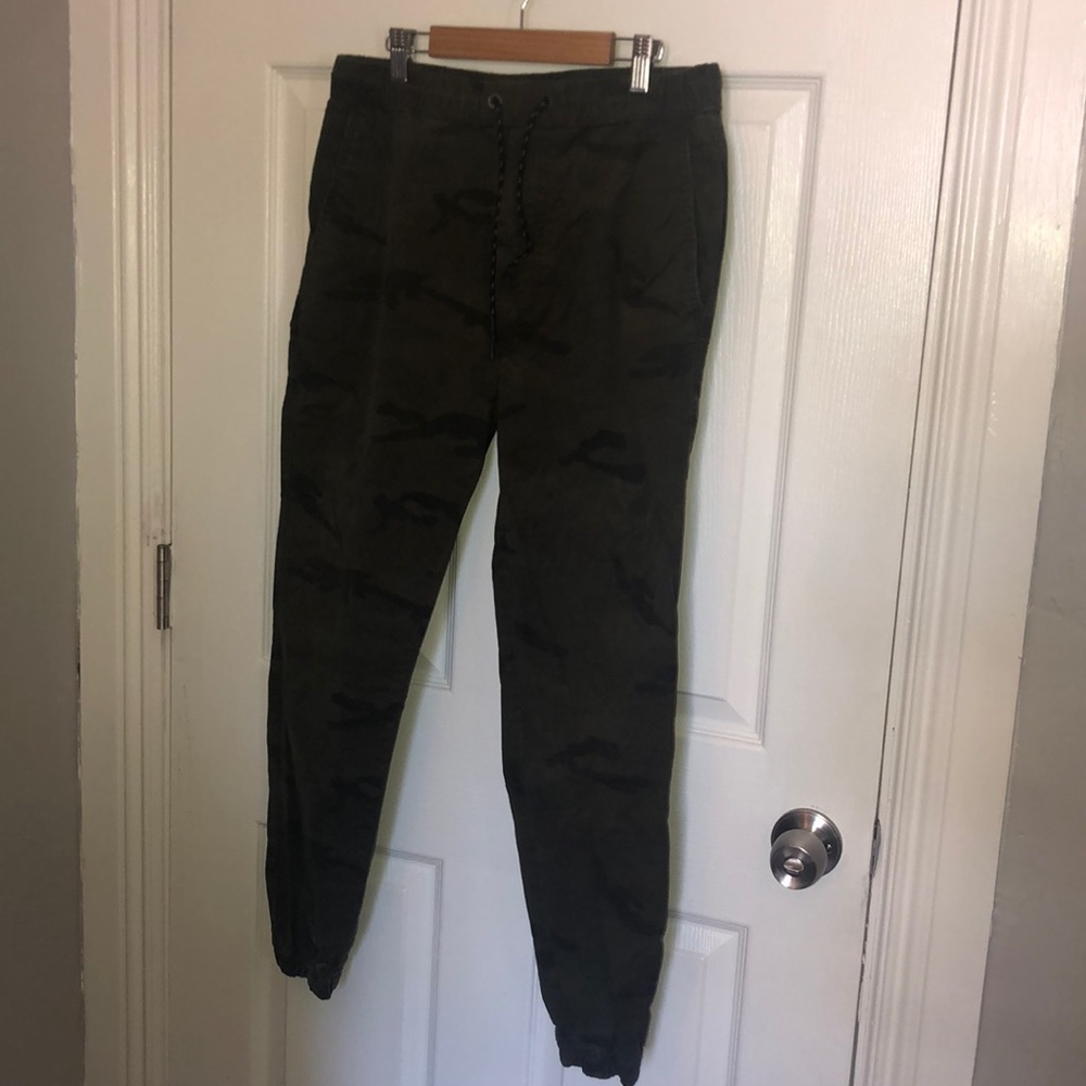 Boys Fatigue  American eagle joggers